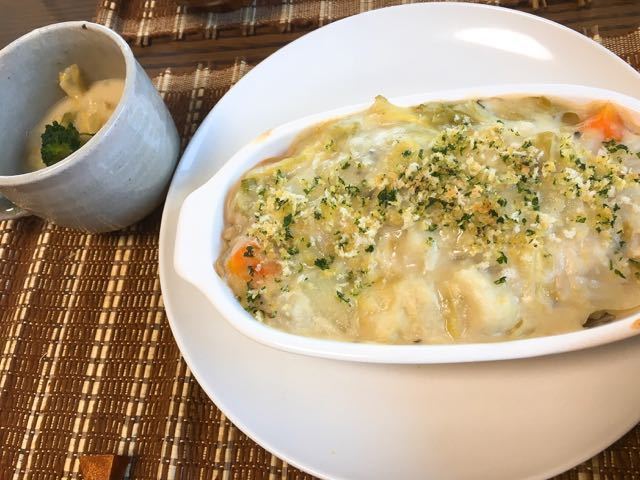 離乳食いらずのつぶつぶ料理 赤ちゃんも一緒に食べられる ヒエ粉のクリームシチュー ドリア つぶつぶ料理教室