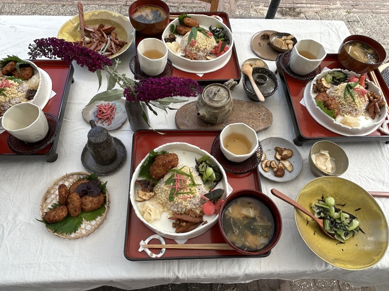 Cosmos (コスモス)のイメージ画像